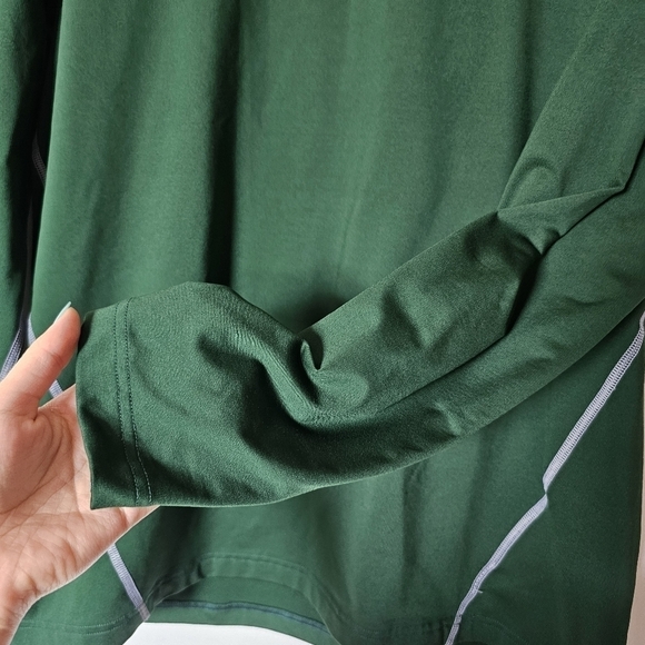 Under Armour EVO coldgear green long-sleeve athletic fitted mock turtleneck - Picture 3 of 8
